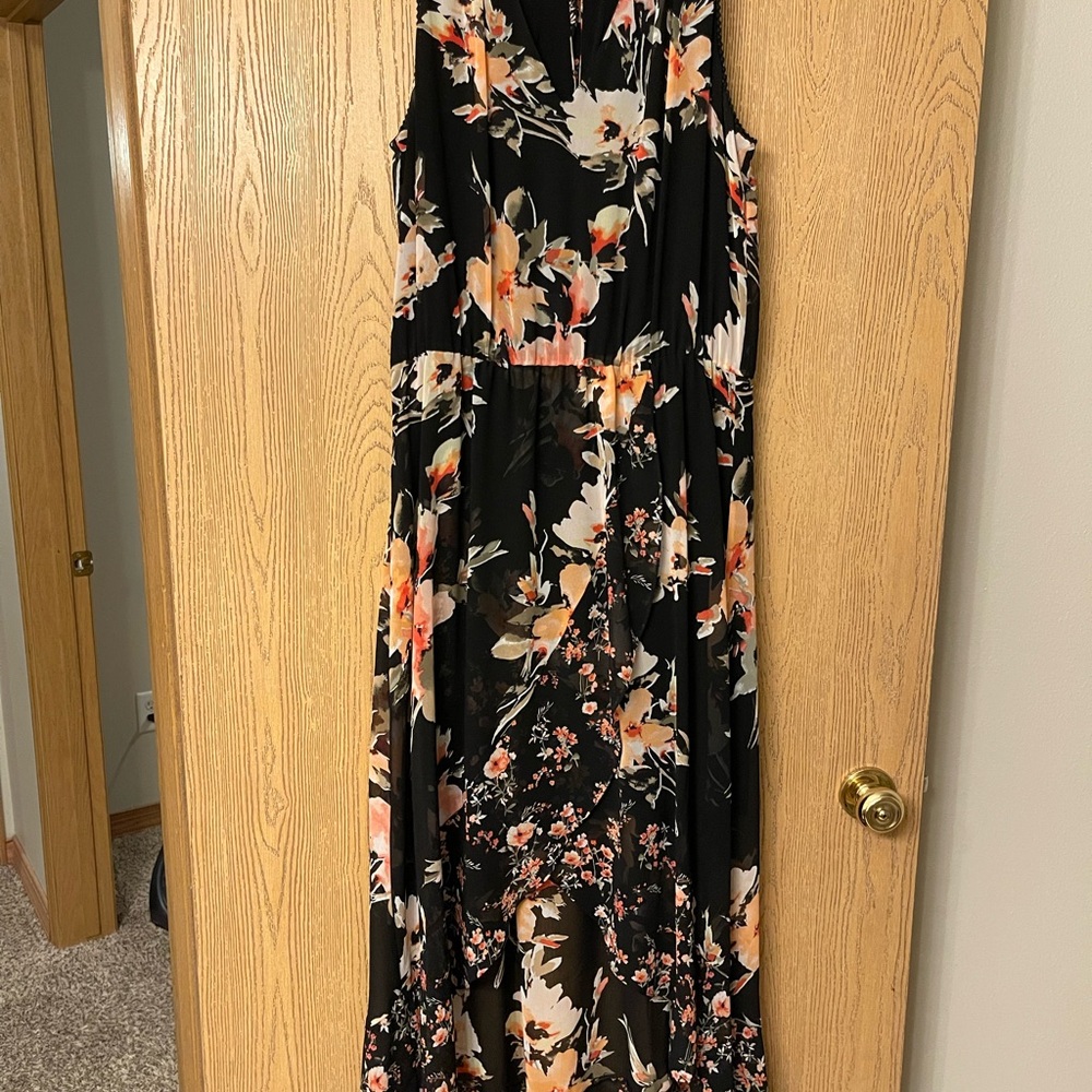 White House Black Market Floral Black High-Low Maxi Dress